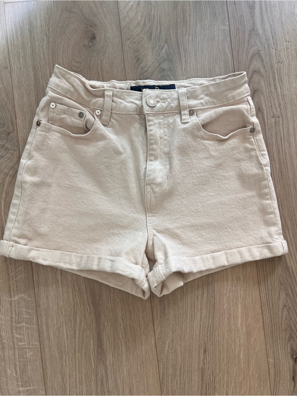 Indigo Rein Off-White High-Rise Rolled-Hem Jean Shorts